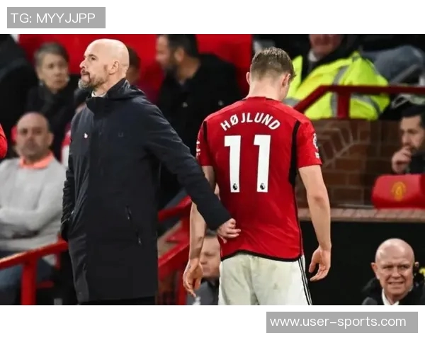 曼联全队表现出色拉什福德霍伊伦双双进球奥纳纳零封对手