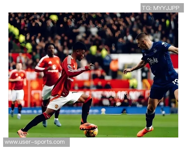 海文与约罗在迪拜强化训练力争曼联首发位置 海文与约罗在迪拜强化训练力争曼联首发位置